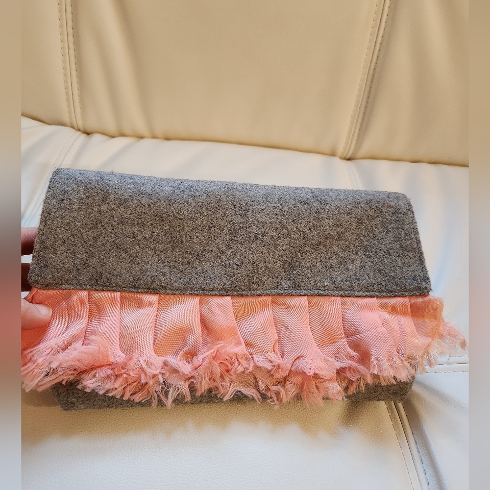 Shiraleah Chicago Clutch Purse